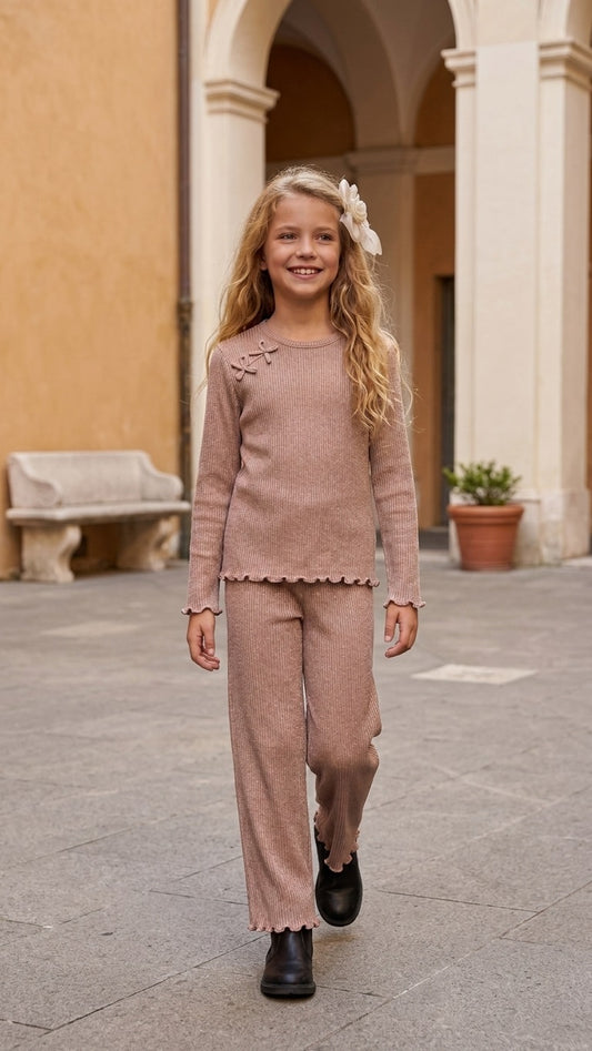 Conjunto de niña de punto