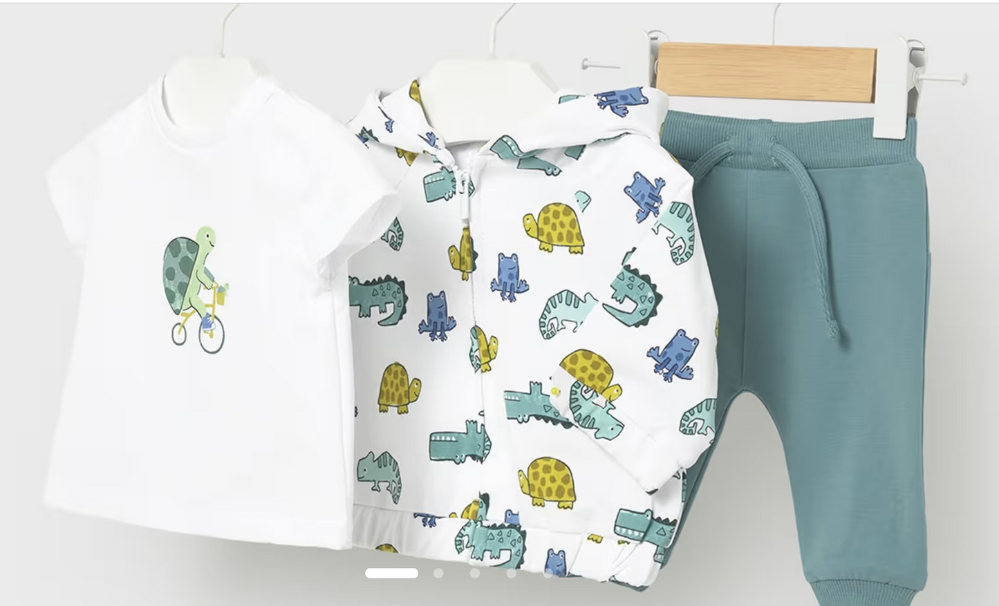 Conjunto de chandal de niño