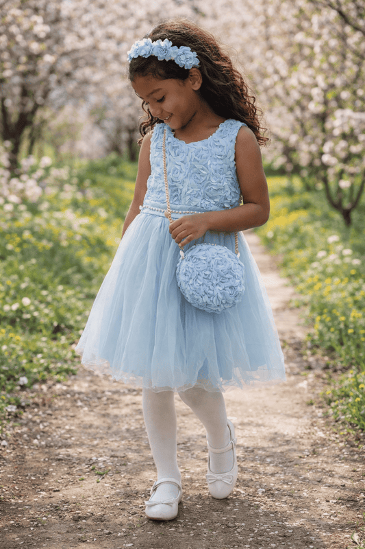 Vestido corto de ceremonia con bolso