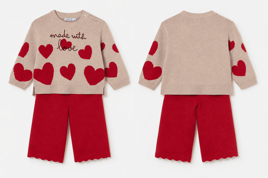 Conjunto pantalón y jersey corazones bebé