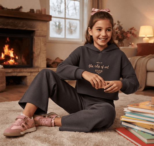 Conjunto para niña de sudadera con pantalón de felpa