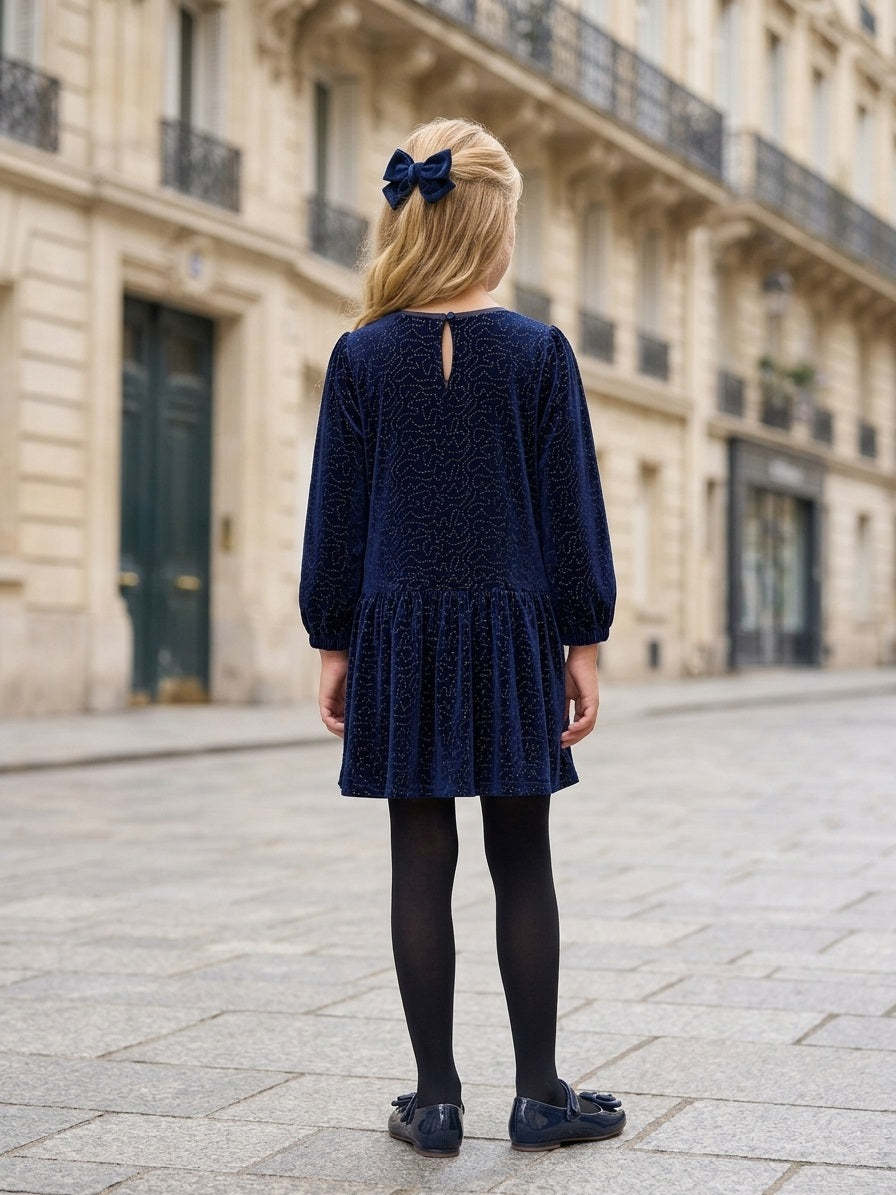 Vestido de niña con detalle brillante y falda acampanada